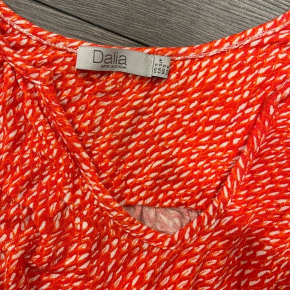 orange top - Picture 2 of 3